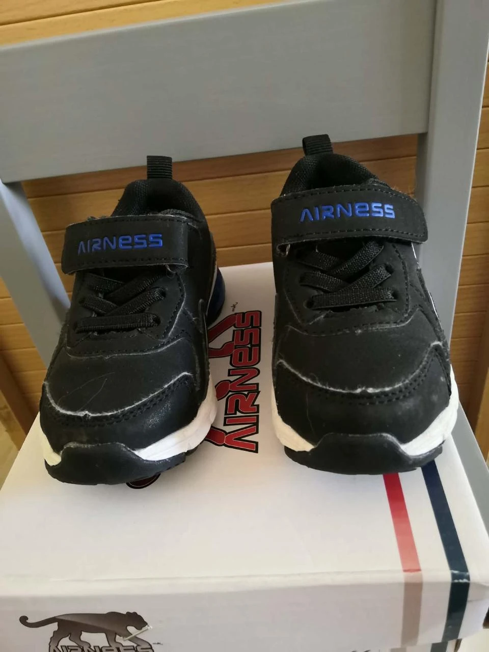 Baskets Scratch + Elastique Noir et Bleu Pointure 22 Airness